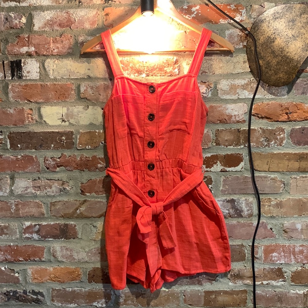 NWOT Linen Romper